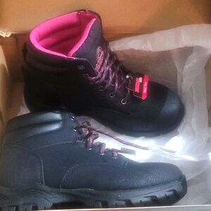 Brahma for Her Steel Toe Boot Black and Pink size 6 women's